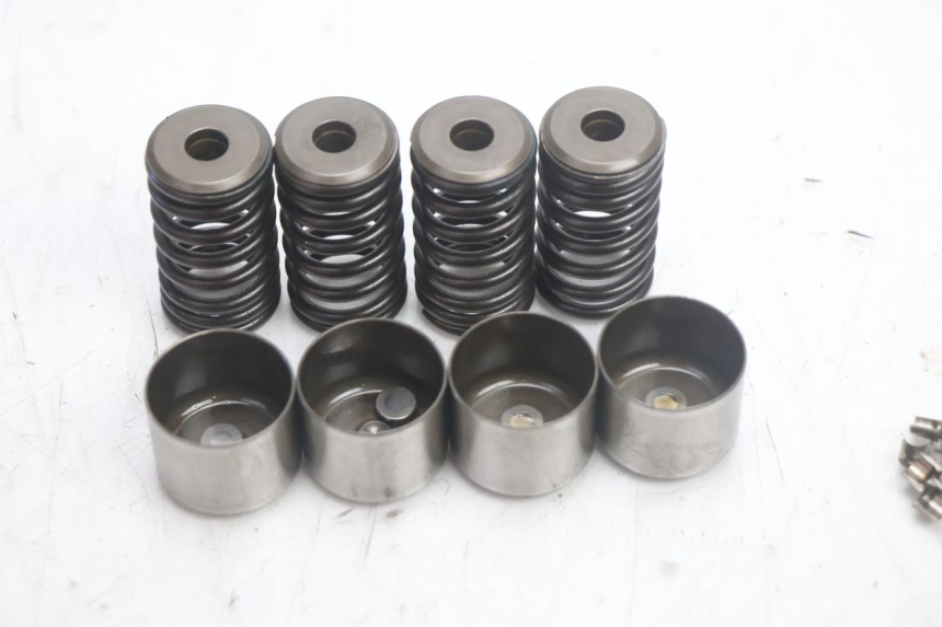 photo de VÁLVULA HONDA FJS SILVER WING SILVERWING 400 (2005 - 2008) - Peça verificada