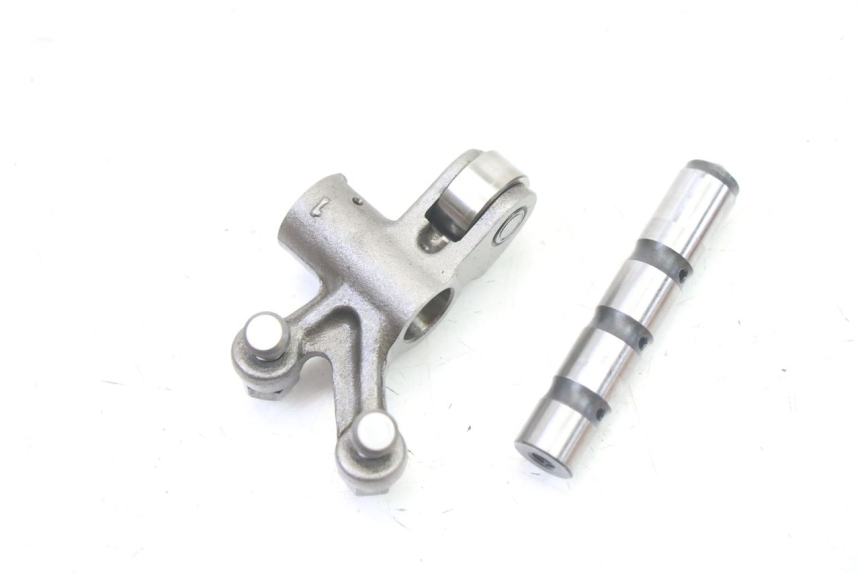 photo de VÁLVULA PEUGEOT SATELIS 125 (2013 - 2018) - Ampliação técnica