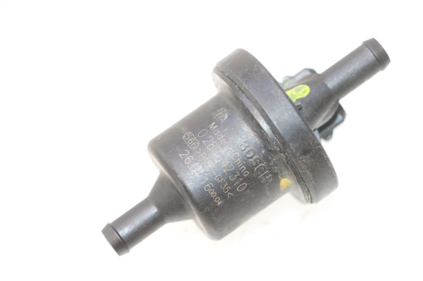 photo de VÁLVULA DE VENTILAÇÃO DO CANISTER BMW C SPORT 650 (2015 - 2021) - Detalhe da peça
