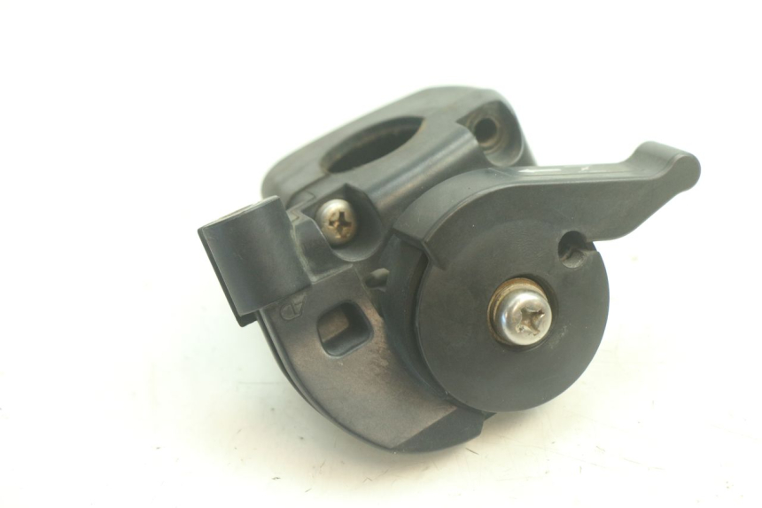 photo de ARRANCADOR YAMAHA WAVE RUNNER GP R 1200 (2000 - 2003) - Outro ângulo de visão
