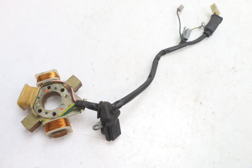 photo de ESTATOR PEUGEOT 103 SPX CLIP 50 (1989 - 1992) - Ampliação técnica