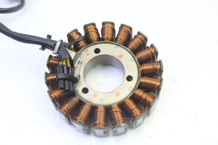 photo de ESTATOR SUZUKI BURGMAN 125 (2007 - 2014) - Detalhe da peça