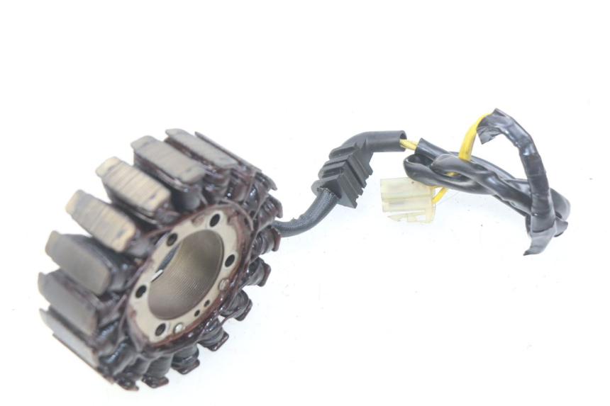 photo de ESTATOR HONDA CBR RR FIREBLADE 900 (1992 - 1994) - Detalhe da peça
