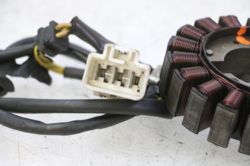 photo de ESTATOR HONDA FES S-WING SWING ABS 125 (2007 - 2015) - Estado da superfície