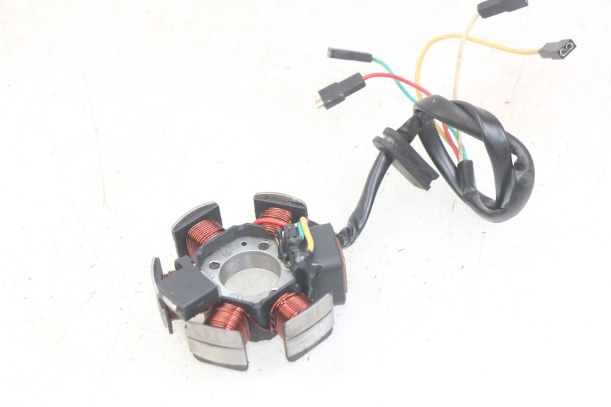 photo de ESTATOR DERBI GPR 50 (2004 - 2009) - Ampliação técnica