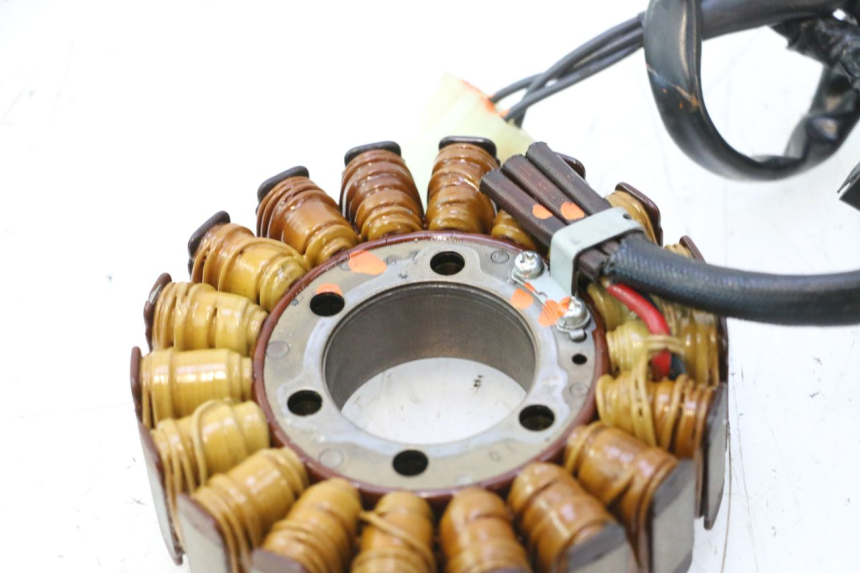 photo de ESTATOR SUZUKI GSR 600 (2005 - 2012) - Ampliação técnica