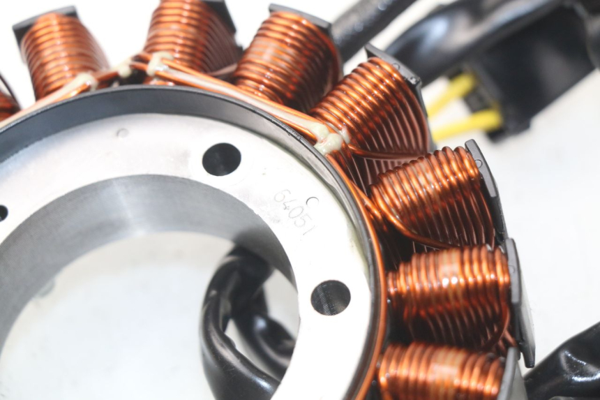 photo de ESTATOR HONDA INTEGRA NC D 750 (2016 - 2018) - Pontos de fixação