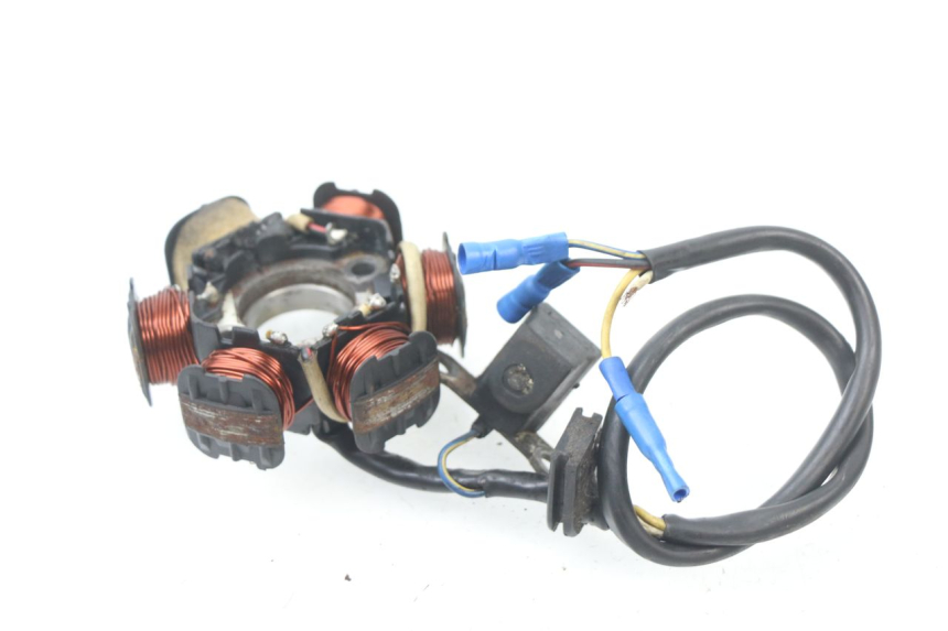 photo de ESTATOR PEUGEOT LUDIX BLASTER 50 (2006 - 2014) - Detalhe da peça