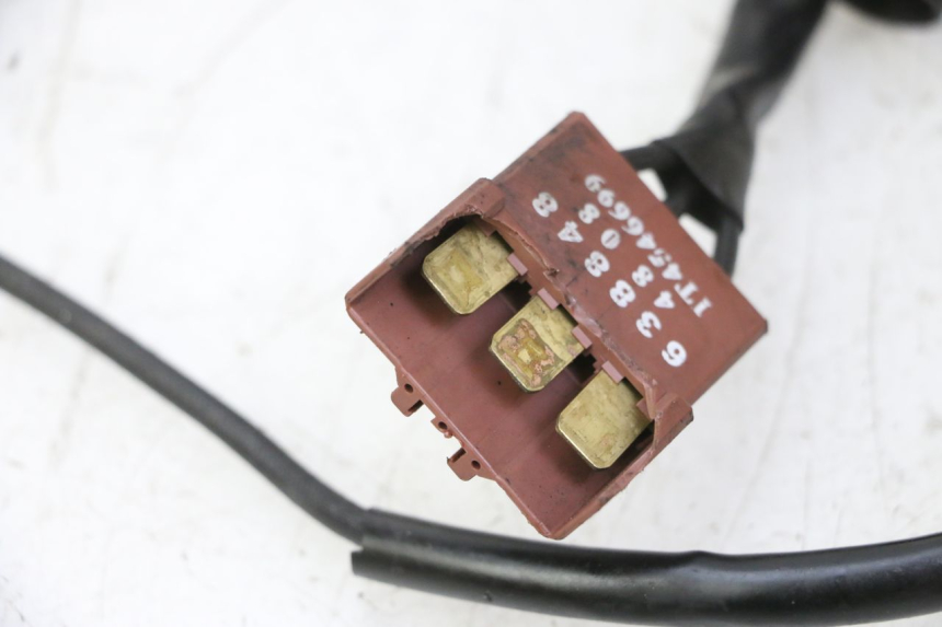 photo de ESTATOR PIAGGIO MP3 RL 250 (2006 - 2010) - Detalhes característicos