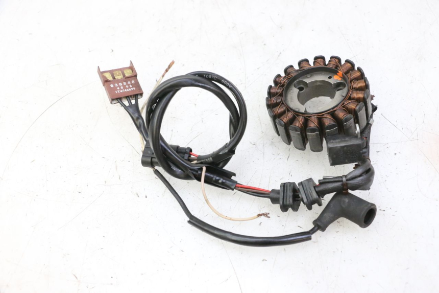 photo de ESTATOR PIAGGIO MP3 RL 250 (2006 - 2010) - Peça verificada