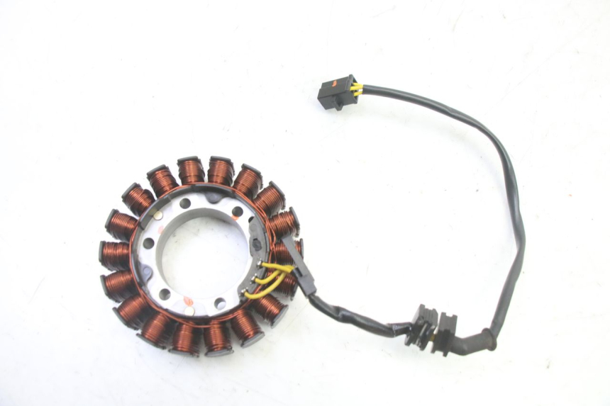 photo de ESTATOR HONDA NTV DEAUVILLE 650 (2001 - 2006) - Outro ângulo de visão