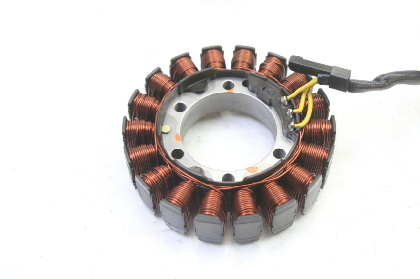 photo de ESTATOR HONDA NTV DEAUVILLE 650 (2001 - 2006) - Ampliação técnica