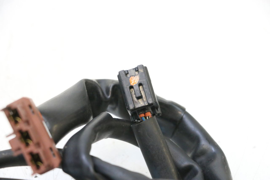 photo de ESTATOR HONDA PCX (JF57/JF64) 125 (2014 - 2018) - Detalhes característicos