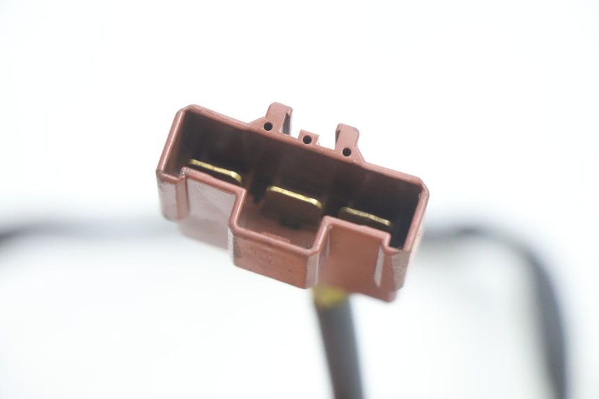 photo de ESTATOR PEUGEOT SATELIS 125 (2006 - 2009) - Pontos de fixação