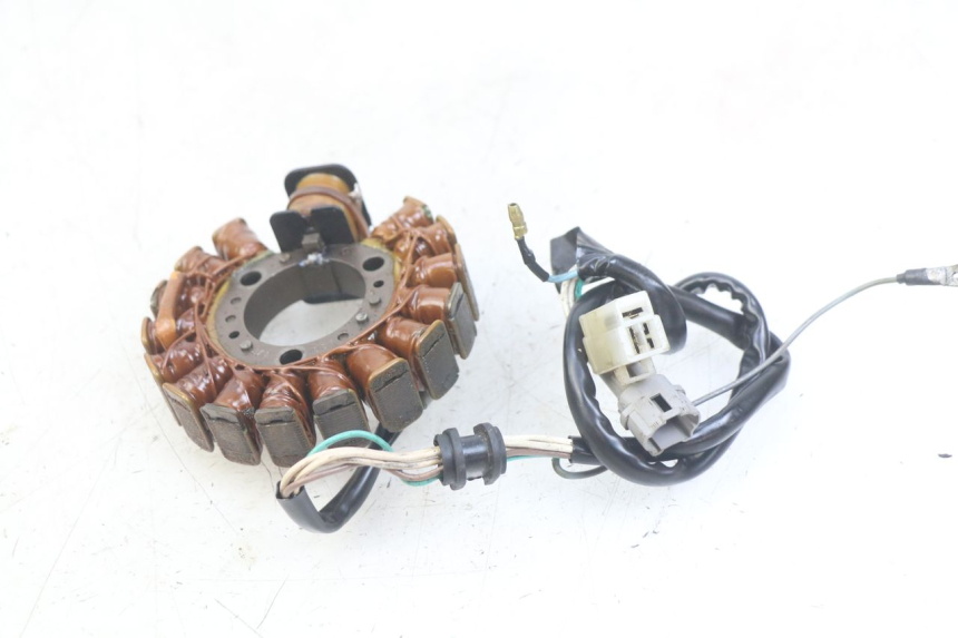 photo de ESTATOR YAMAHA SR 125 (1982 - 2003) - Outro ângulo de visão