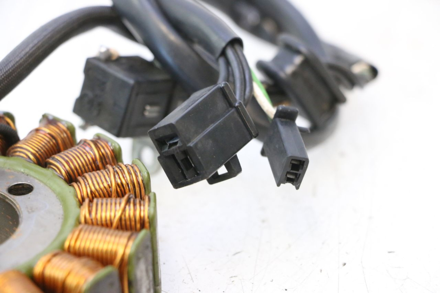 photo de ESTATOR SUZUKI SV S 650 (2003 - 2009) - Ampliação técnica