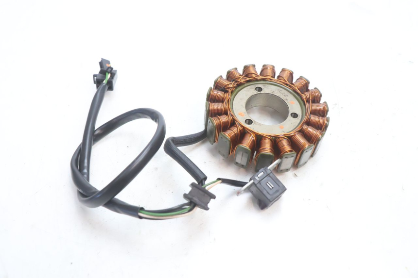 photo de ESTATOR SUZUKI SV S 650 (2003 - 2009) - Ampliação técnica