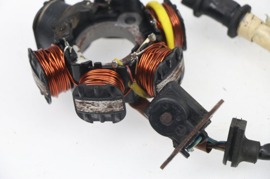 photo de ESTATOR PEUGEOT TREKKER TKR 50 (2005 - 2014) - Ampliação técnica