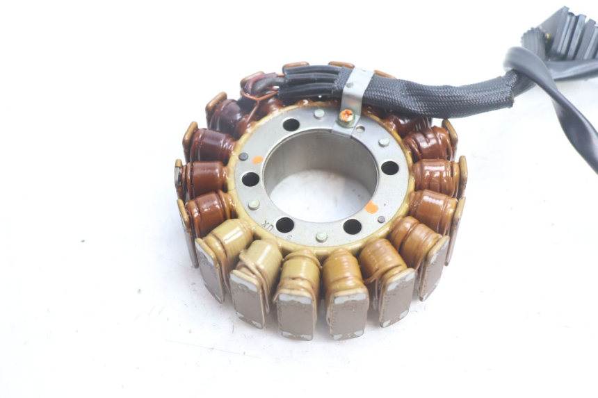 photo de ESTATOR HONDA VFR FI RC46 800 (1998 - 2001) - Detalhe da peça