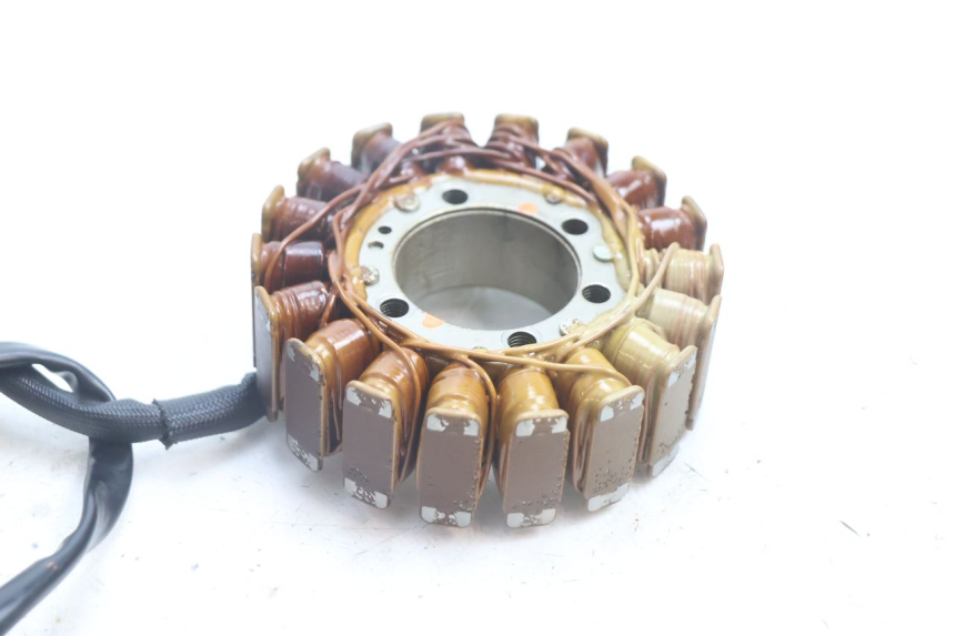 photo de ESTATOR HONDA VFR FI RC46 800 (1998 - 2001) - Outro ângulo de visão