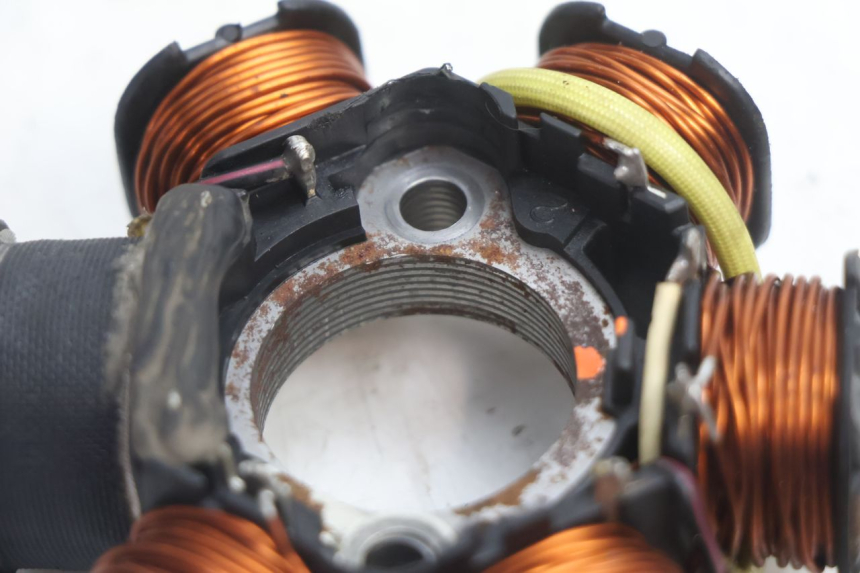 photo de ESTATOR PEUGEOT VIVACITY 50 (2004 - 2009) - Ampliação técnica