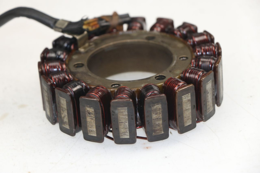 photo de ESTATOR HONDA VTR F FIRESTORM 1000 (1997 - 2001) - Ampliação técnica