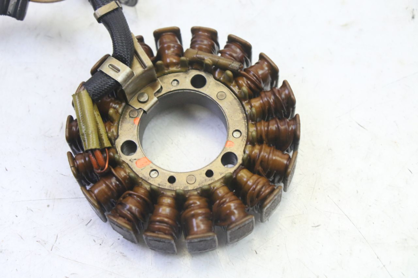 photo de ESTATOR YAMAHA X-MAX XMAX 125 (2010 - 2013) - Detalhe da peça