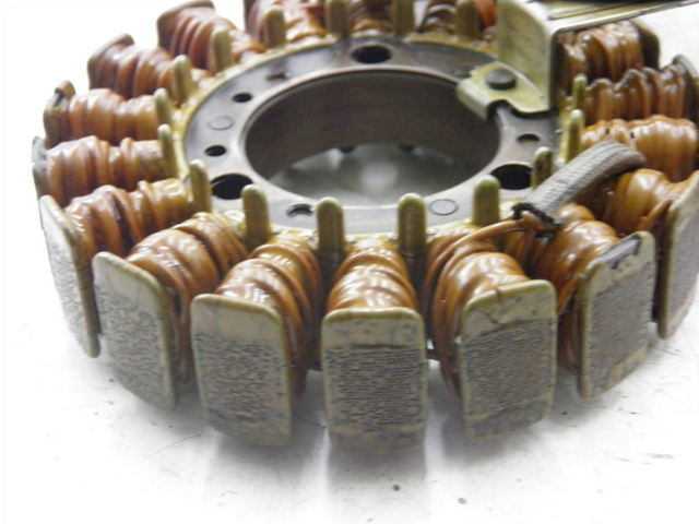 photo de ESTATOR YAMAHA X-CITY XCITY 125 (2007 - 2013) - Pontos de fixação