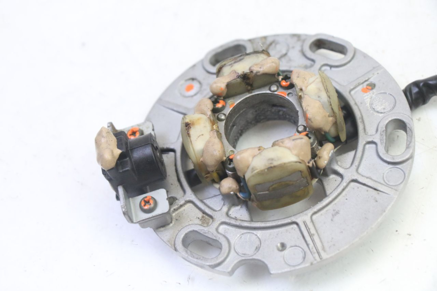 photo de ESTATOR YAMAHA YZ 125 (1998 - 2005) - Detalhe da peça