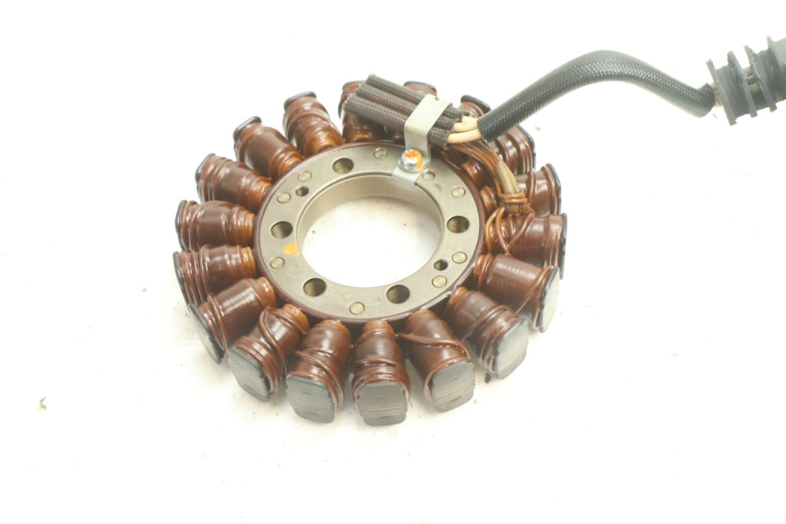 photo de ESTATOR YAMAHA YZF R6 600 (2008 - 2009) - Detalhe da peça