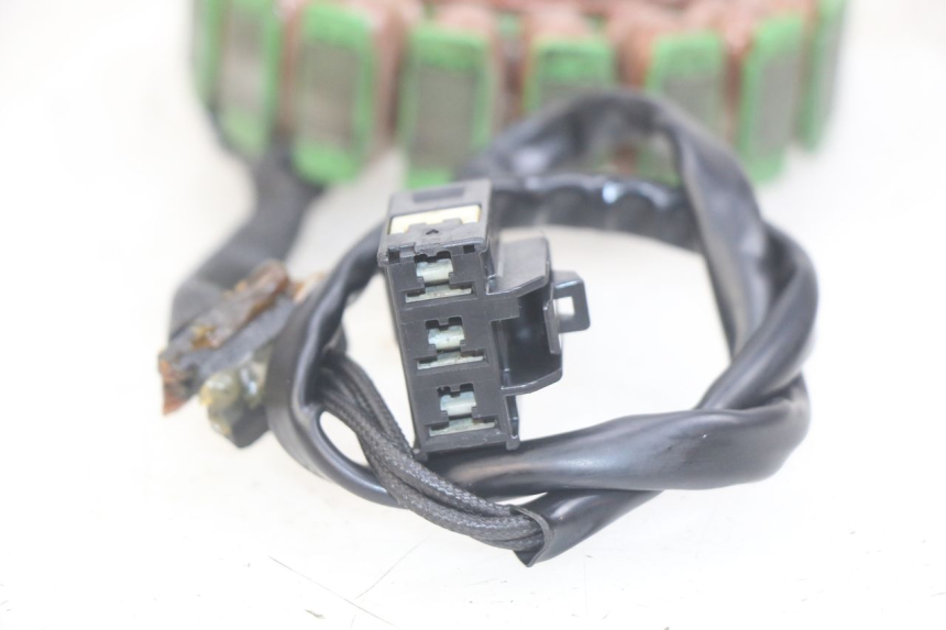 photo de ESTATOR KAWASAKI Z 750 (2007 - 2013) - Pontos de fixação