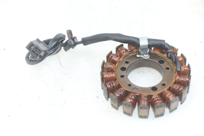 photo de ESTATOR KAWASAKI ZX-6R ZX6R 600 (1995 - 1997) - Outro ângulo de visão