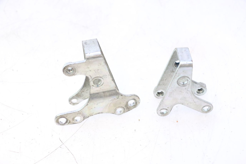 photo de SUPORTE DO AMORTECEDOR PIAGGIO MP3 HPE 530 (2022 - 2026) - Detalhe da peça
