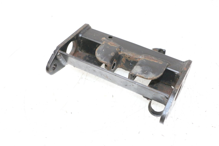 photo de SUPORTE DO AMORTECEDOR HONDA NSR R 125 (1994 - 2003) - Zoom do estado de desgaste