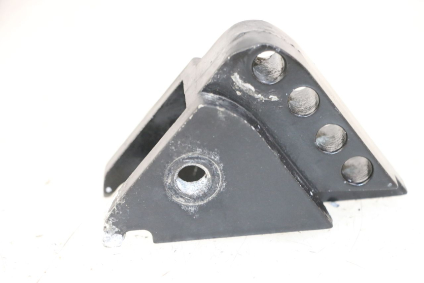 photo de SUPORTE DO AMORTECEDOR YAMAHA AEROX 50 (1997 - 2006) - Outro ângulo de visão