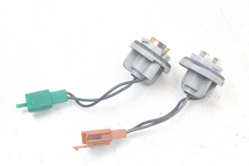 photo de SUPORTE DE LÂMPADA MBK FLAME X 125 (2007 - 2016) - Outro ângulo de visão