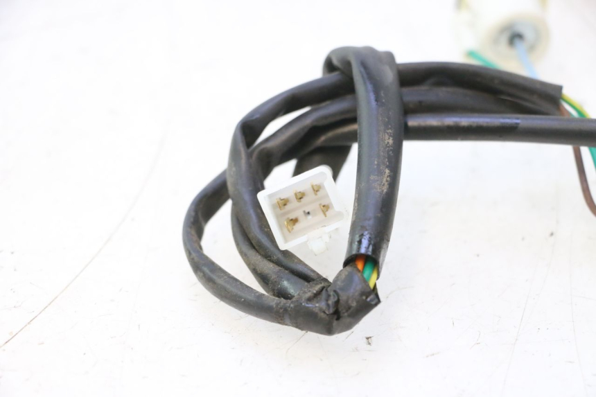photo de SUPORTE DE LÂMPADA JM MOTORS SANTANA 50 (2014 - 2023) - Zoom do estado de desgaste