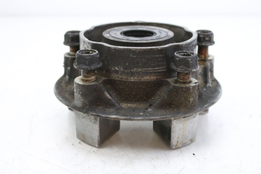 photo de SUPORTE DE COROA HONDA CBF 500 (2004 - 2007) - Detalhe da peça