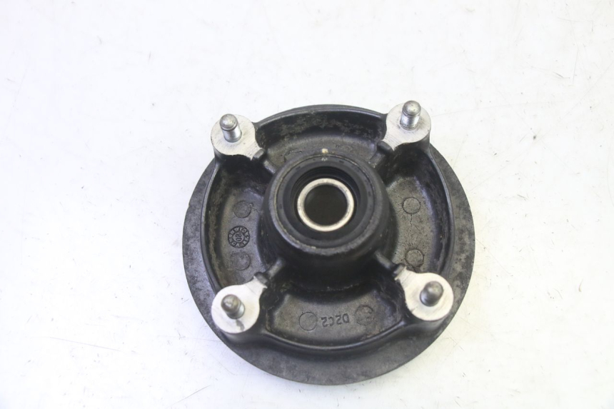 photo de SUPORTE DE COROA HONDA CBF 125 (2009 - 2015) - Detalhe da peça
