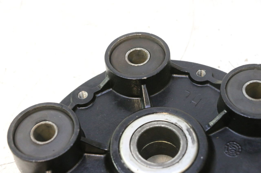 photo de SUPORTE DE COROA GILERA GP 800 (2007 - 2013) - Outro ângulo de visão