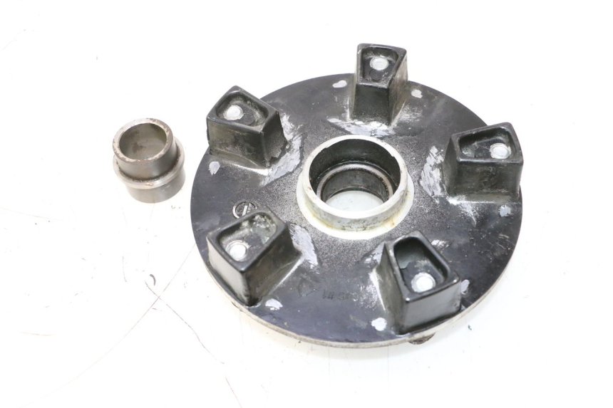 photo de SUPORTE DE COROA SUZUKI GSR 600 (2005 - 2012) - Outro ângulo de visão