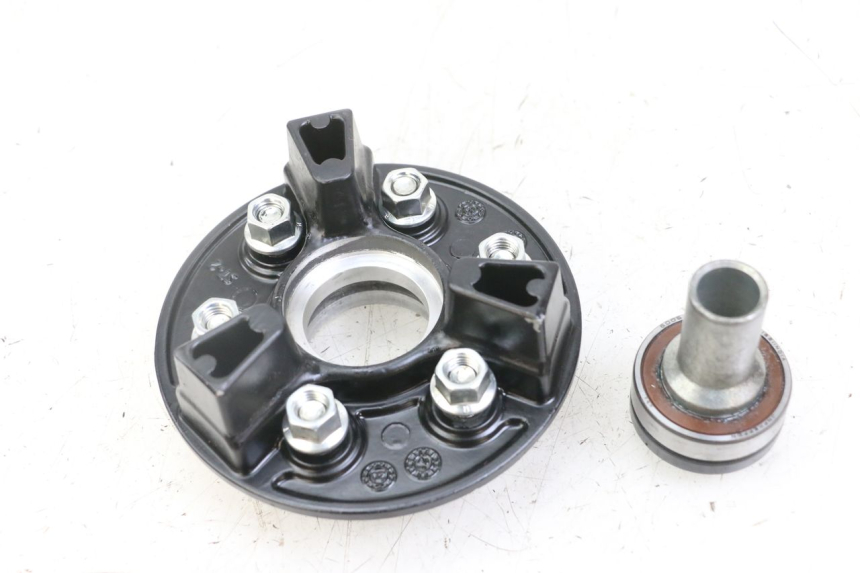photo de SUPORTE DE COROA ROYAL ENFIELD HYMALAYAN 410 (2016 - 2023) - Detalhe da peça