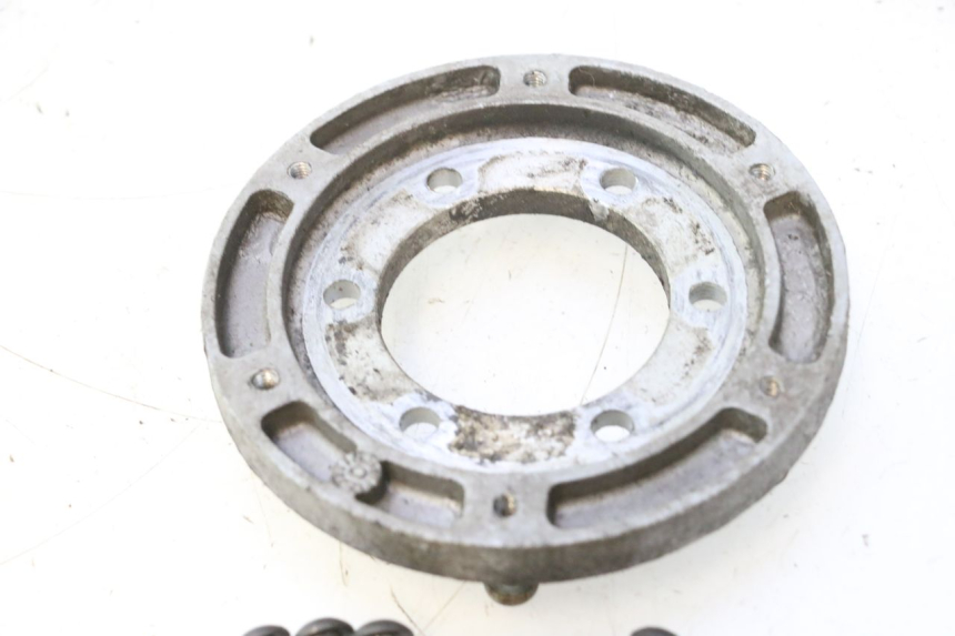 photo de SUPORTE DE DISCO DE FREIO MZ RT 125 (2000 - 2008) - Zoom do estado de desgaste