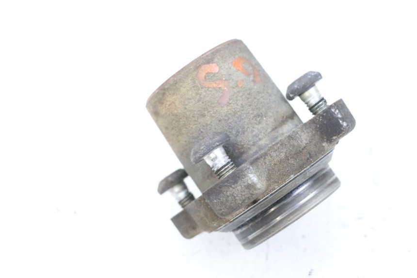 photo de SUPORTE DO DISCO DE FREIO YAMAHA YFM R RAPTOR 250 (2008 - 2014) - Vista geral