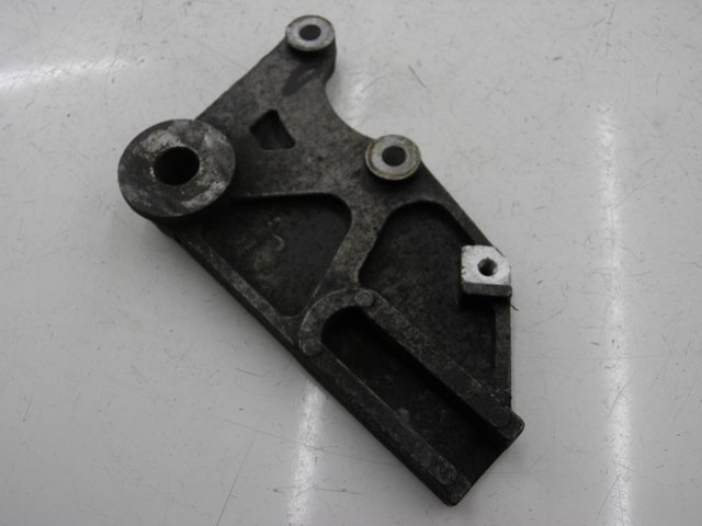 photo de SUPORTE DE PINÇA DE FREIO TRASEIRO DAELIM VJ ROADWIN 125 (2008 - 2010) - Detalhe da peça