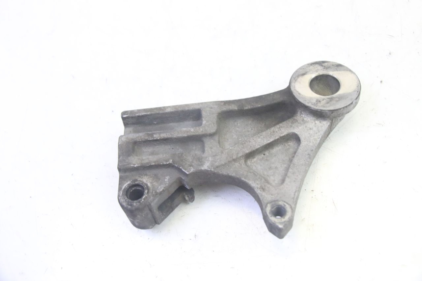 photo de SUPORTE DE PINÇA DE FREIO TRASEIRO SUZUKI DL V STROM 1000 (2002 - 2007) - Detalhe da peça