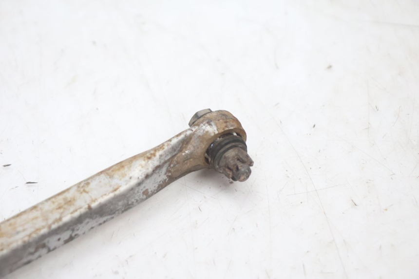 photo de SUPORTE DE PINÇA DE FREIO TRASEIRO SUZUKI DR S 600 (1985 - 1989) - Zoom do estado de desgaste