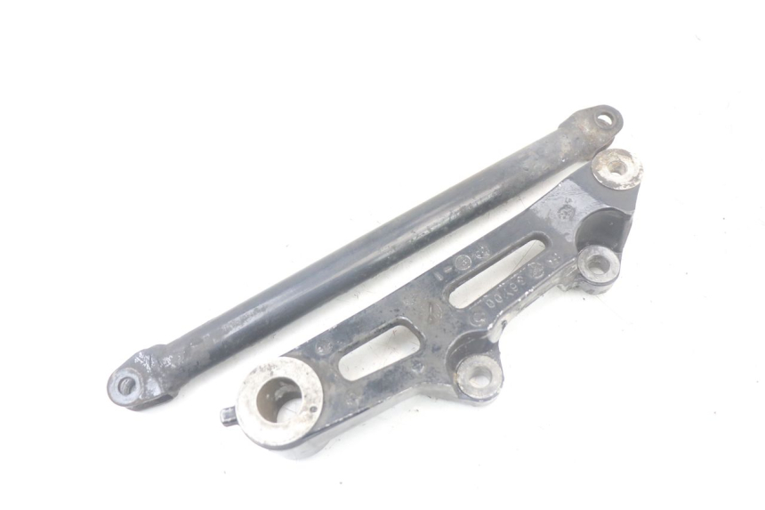 photo de SUPORTE DE PINÇA DE FREIO TRASEIRO YAMAHA FJ 3CX 1200 (1986 - 1996) - Outro ângulo de visão