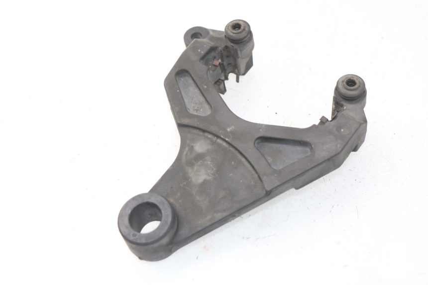 photo de SUPORTE DE PINÇA DE FREIO TRASEIRO YAMAHA FJR ABS 1300 (2006 - 2012) - Detalhe da peça