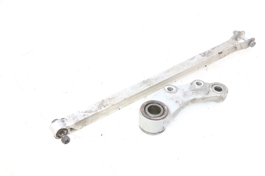 photo de SUPORTE DE PINÇA DE FREIO TRASEIRO KAWASAKI GPX F ZX750F 750 (1986 - 1990) - Outro ângulo de visão